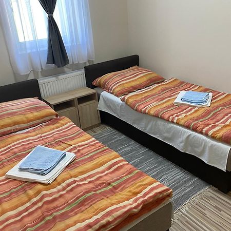 Aba-Boebe Vendeghaz Apartment Zalaszentivan Luaran gambar