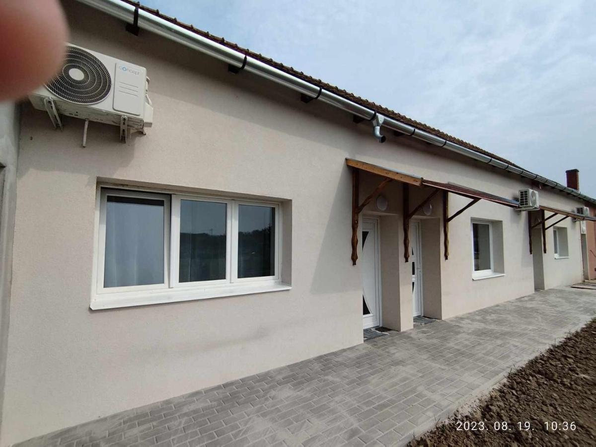 Aba-Boebe Vendeghaz Apartment Zalaszentivan Luaran gambar